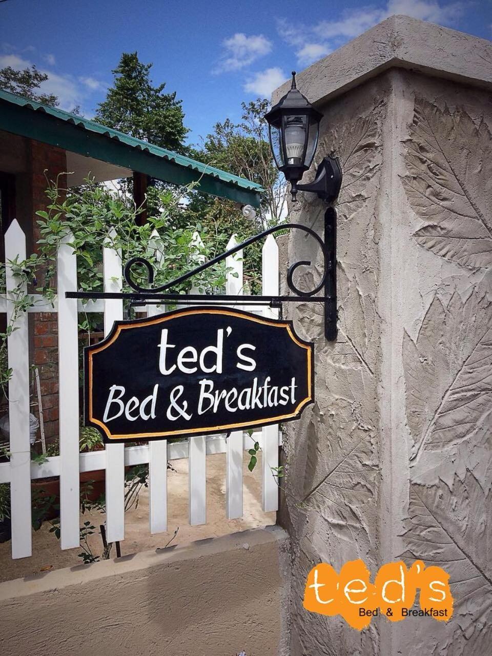 Ted'S Bed And Breakfast Santa Cruz  Buitenkant foto